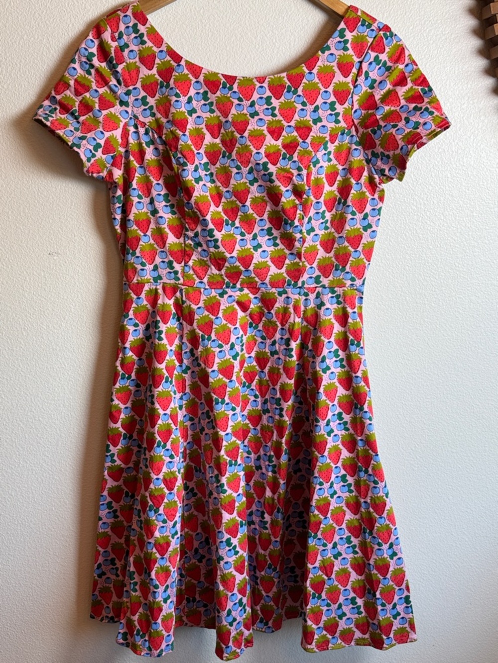 Eva Rose Strawberry Blueberry Dress Fit Flare Pockets Retro Pinup Rockabilly XL - Picture 2 of 6